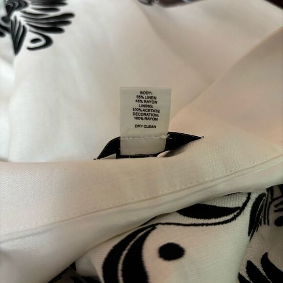 LOFT Black and White Floral Embroidered A-Line Linen -blend Skirt| Size 4 | EUC - Picture 10 of 10